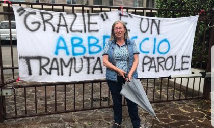 Ultima campanella per la storica maestra Nicoletta