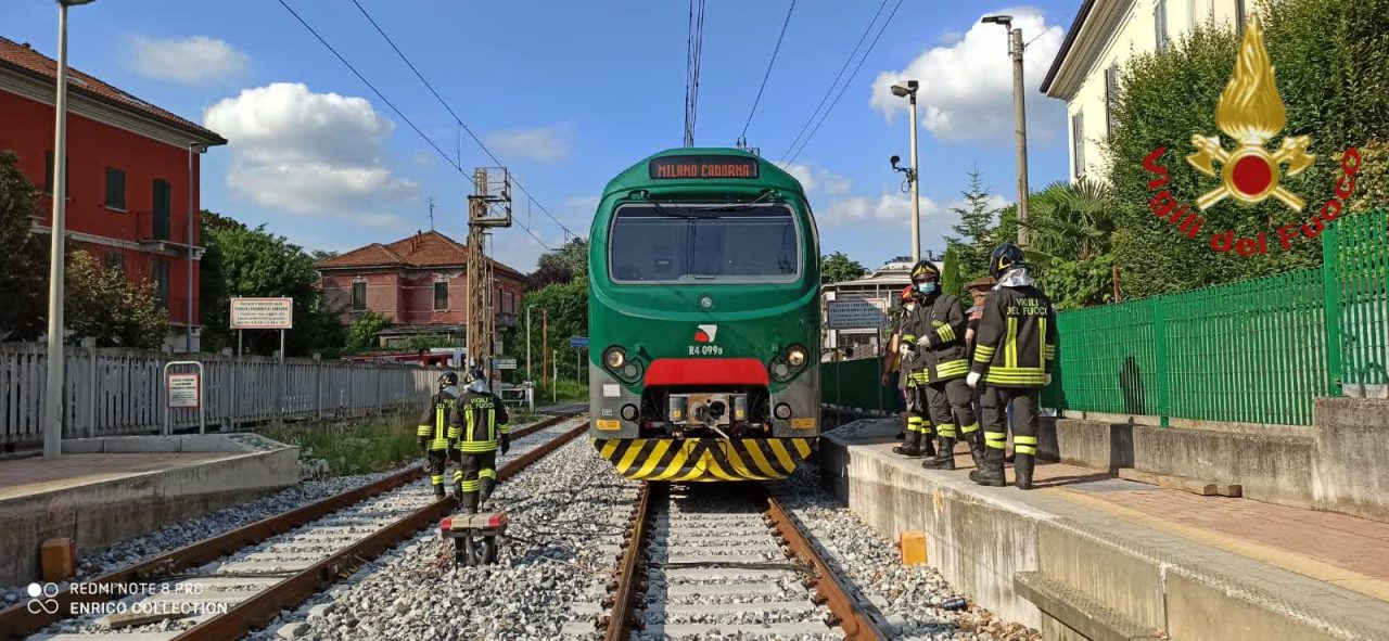 Donna investita da un treno sulla linea Asso-Seveso-Milano FOTO