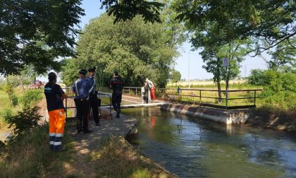 Trovato un cadavere nel canale tra Caponago e Pessano
