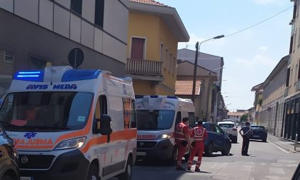 Non si ferma allo stop: schianto tra due auto - GALLERIA