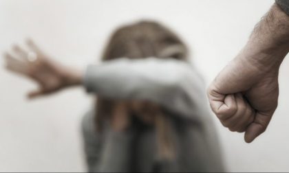 Violenze sessuali in famiglia verso due giovanissime, nei guai 54enne