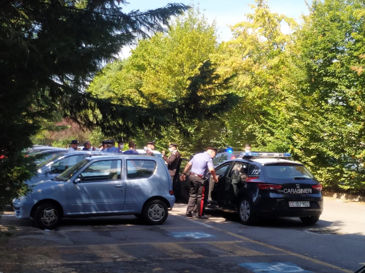 Colpi di pistola in aria, inseguiti dai Carabinieri e fermati FOTO E VIDEO