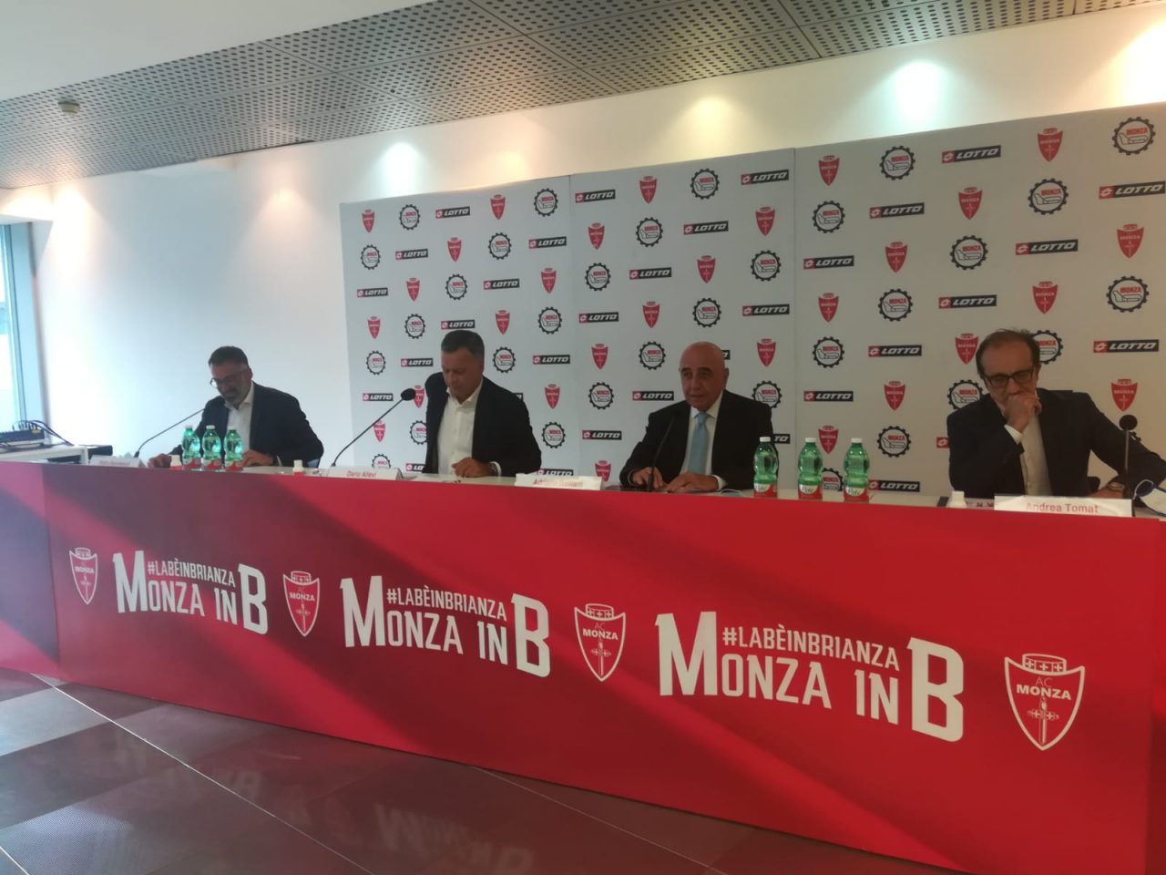 Monza, le nuove maglie per sognare la serie A
