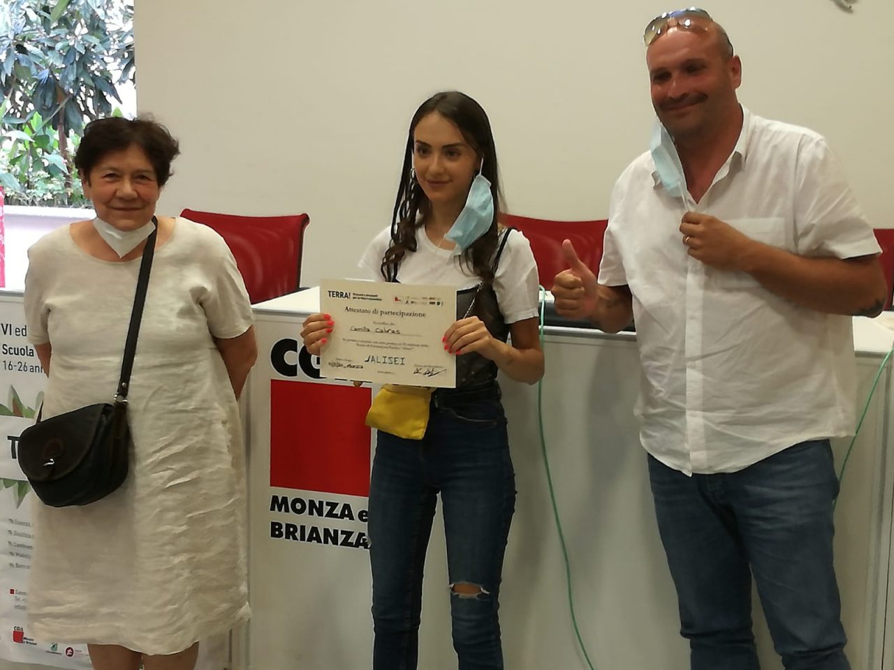 Scuola formazione politica Aliesie consegna diplomi