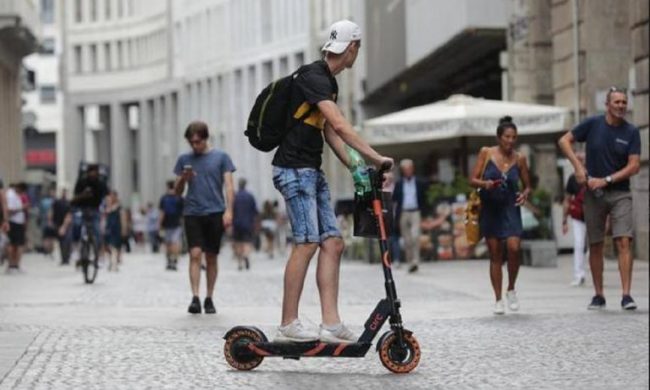 Monopattini e incidenti, Regione corre ai ripari