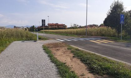 Mezzago, la nuova ciclopedonale fa già discutere