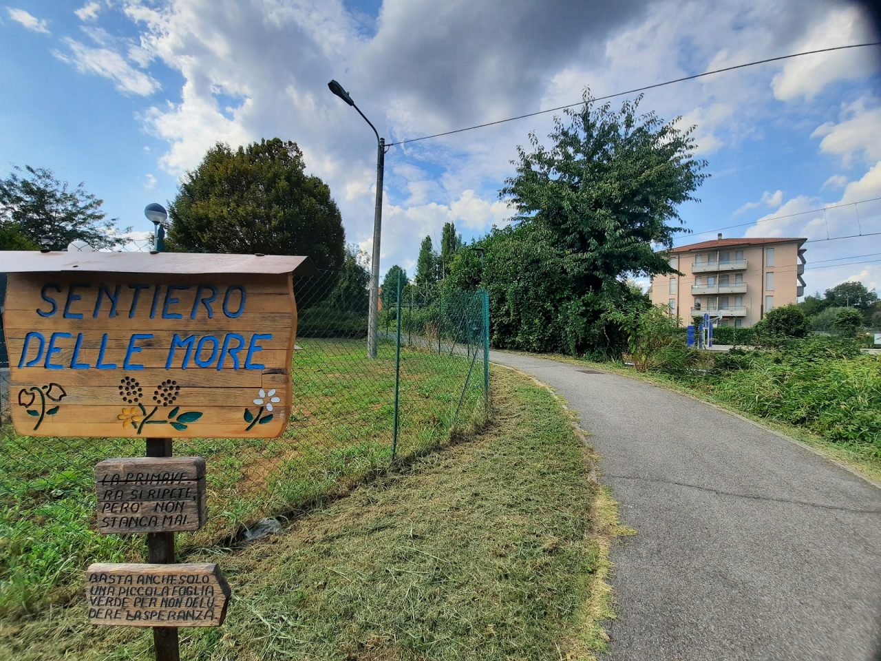 Riqualificazione per il sentiero delle more