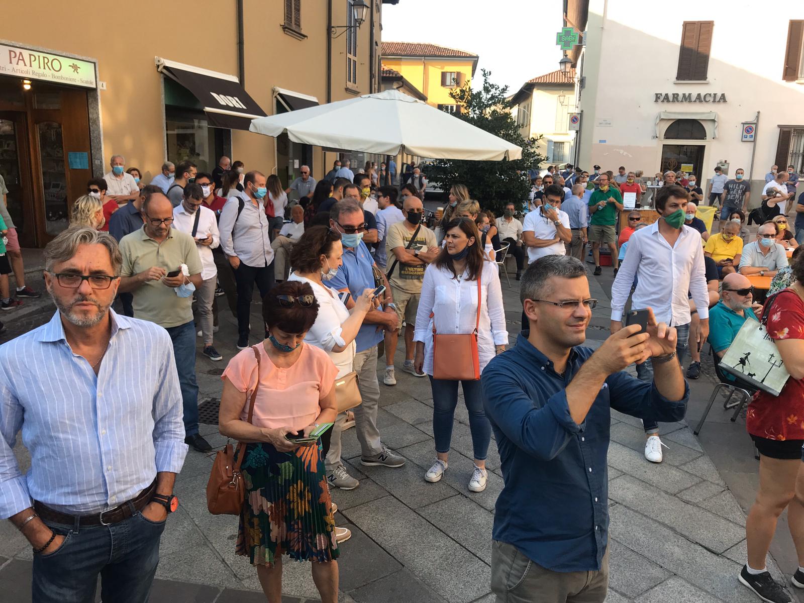 Vimercate, incontro della Lega con Alberto Bagnai