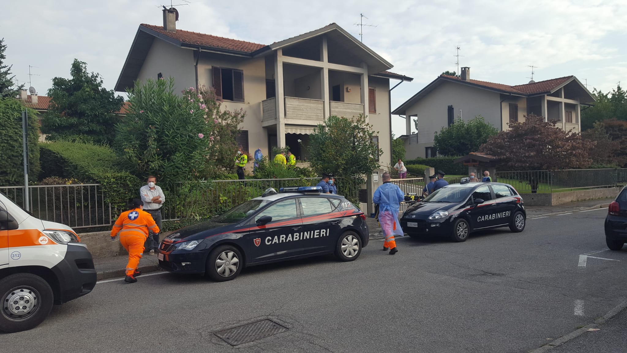 Bernareggio Ragazzo di 27 anni accoltellato in via Marco Polo