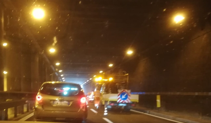 Vimercate, incidente in Tangenziale: lunghe code in direzione Lecco