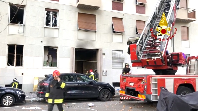 Violenta esplosione a Milano: sul posto anche i Vigili del fuoco di Monza e Brianza