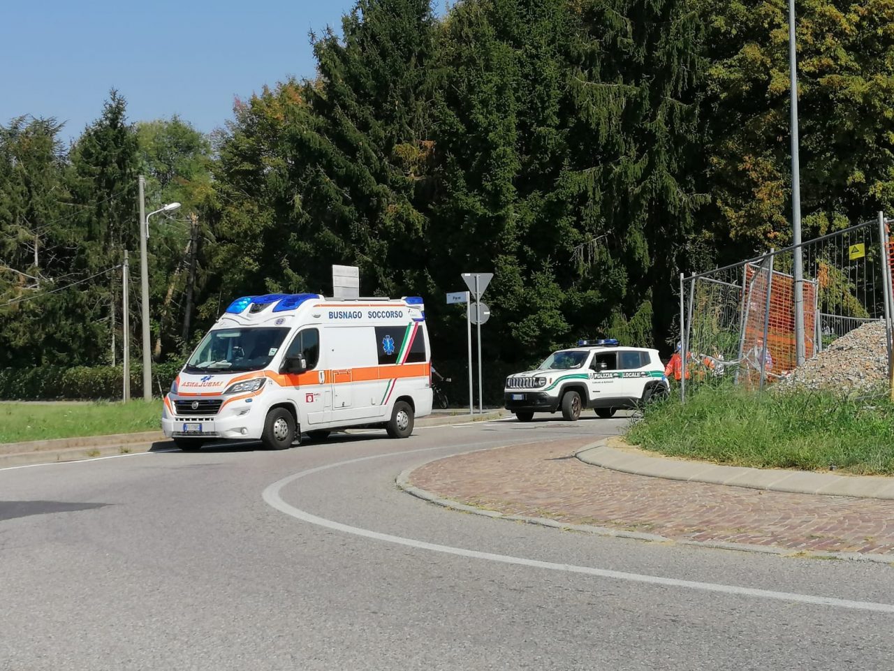 Busnago: caduta da bici per un 66enne trasportato in ospedale in elicottero