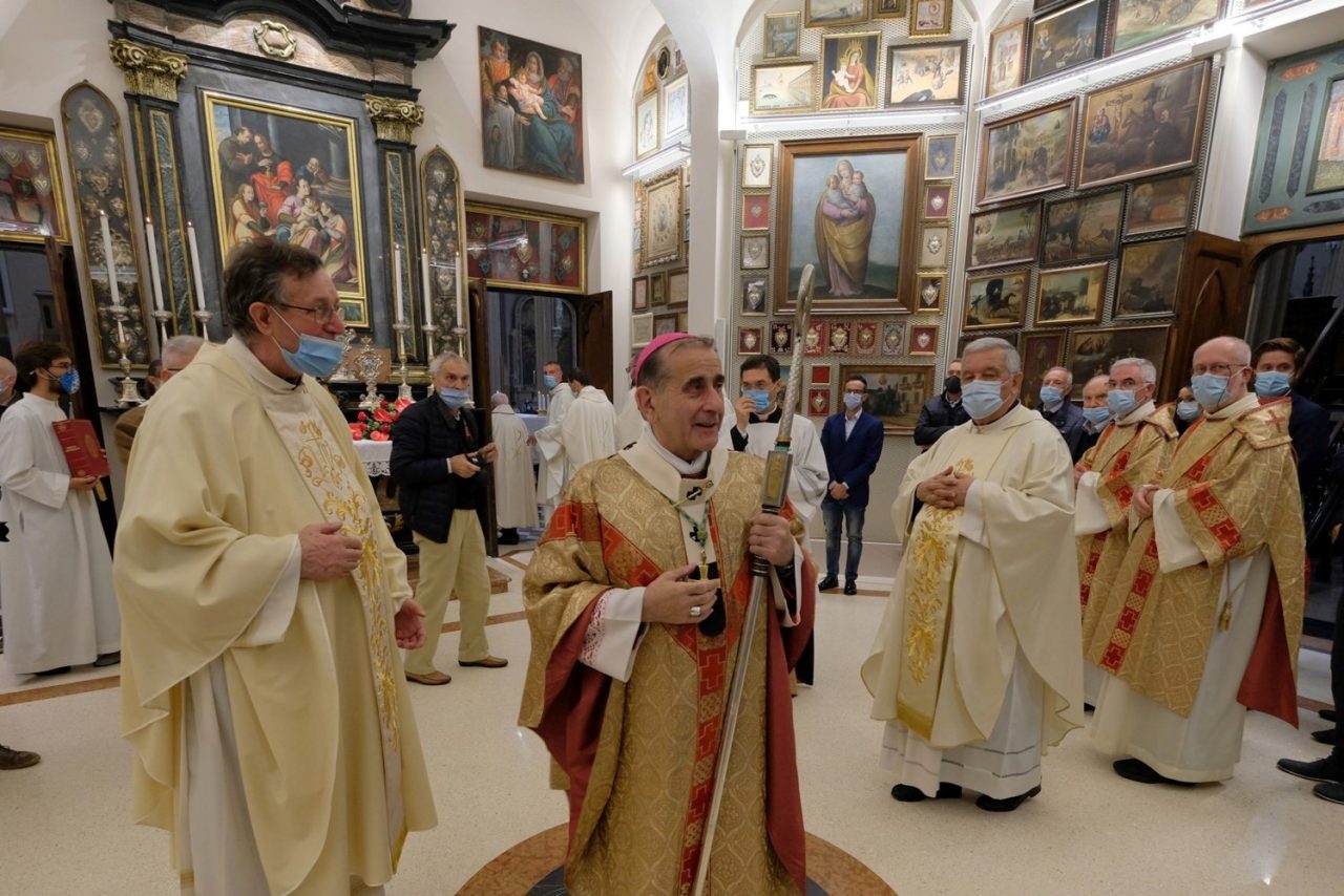 L’arcivescovo in visita pastorale a Santa Valeria