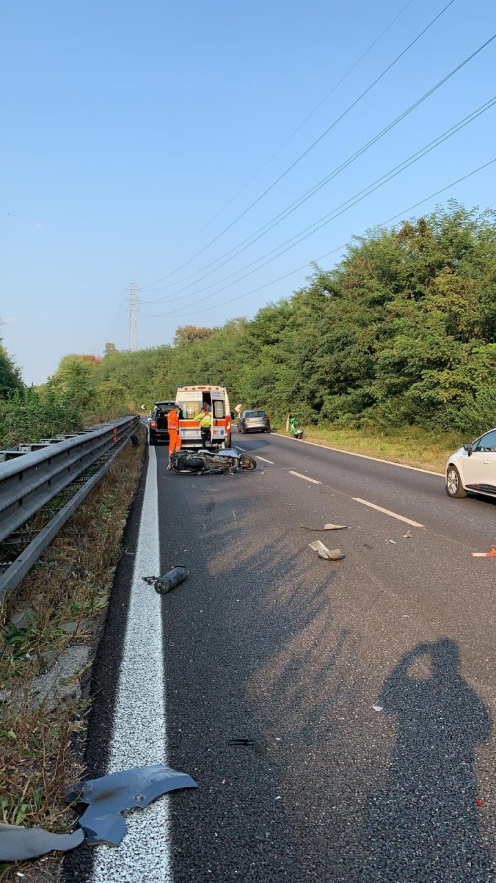 Incidente sulla Valassina, traffico in tilt