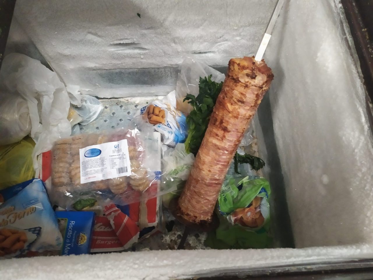 Alimenti non tracciati, multato locale etnico