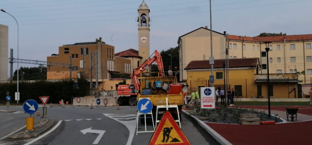 Il giorno è giunto: chiude per sempre il passaggio a livello