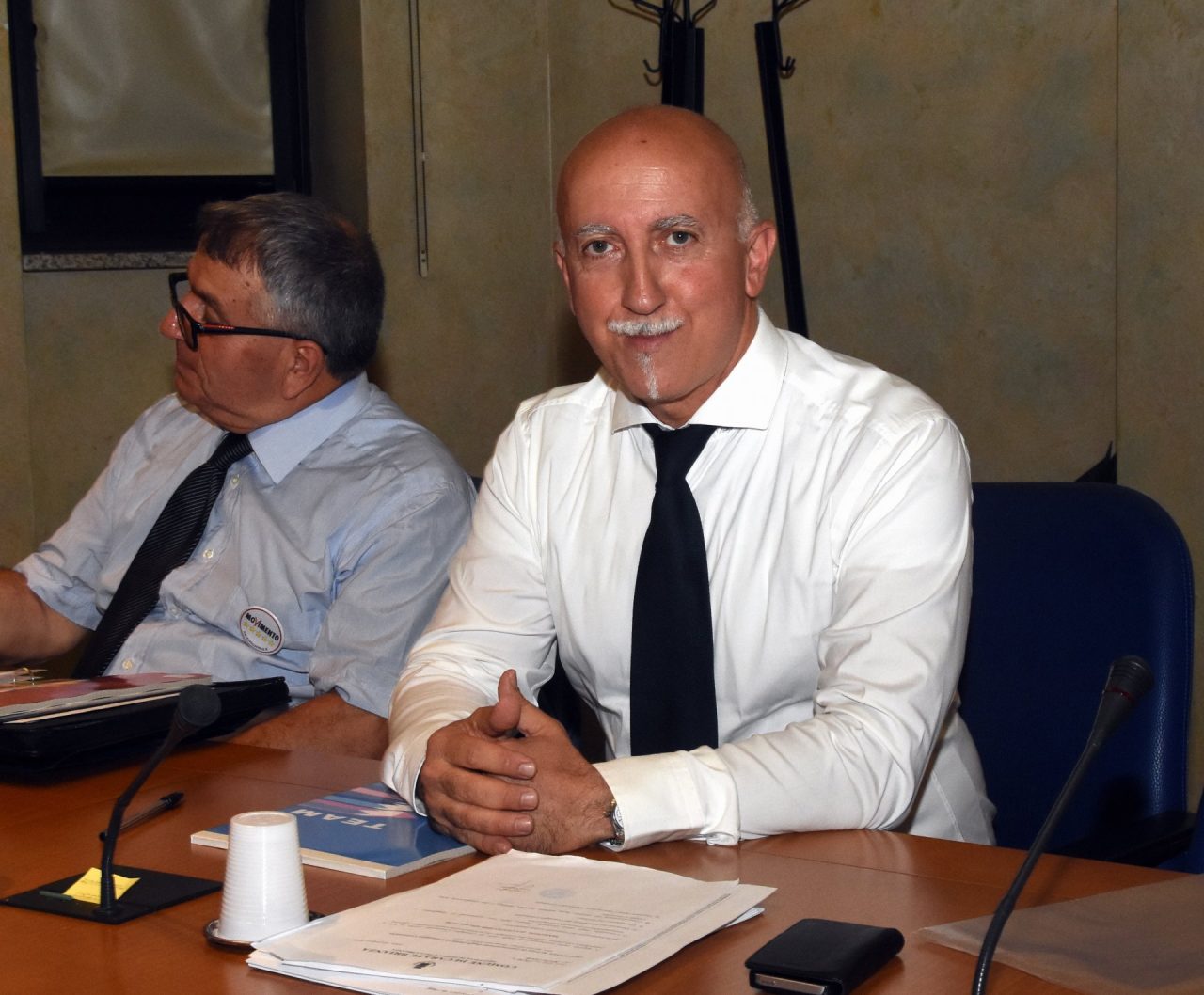 Carate Brianza, l’ex sindaco alza le antenne sul pericolo 5G