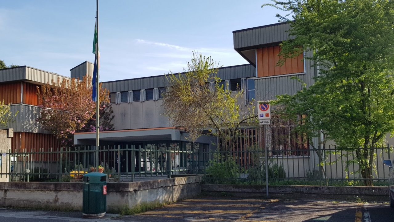 Arcore, una classe della scuola media in quarantena