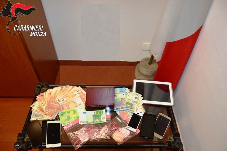 Giussano, controlli anti-covid:  tra le pizze spunta la cocaina