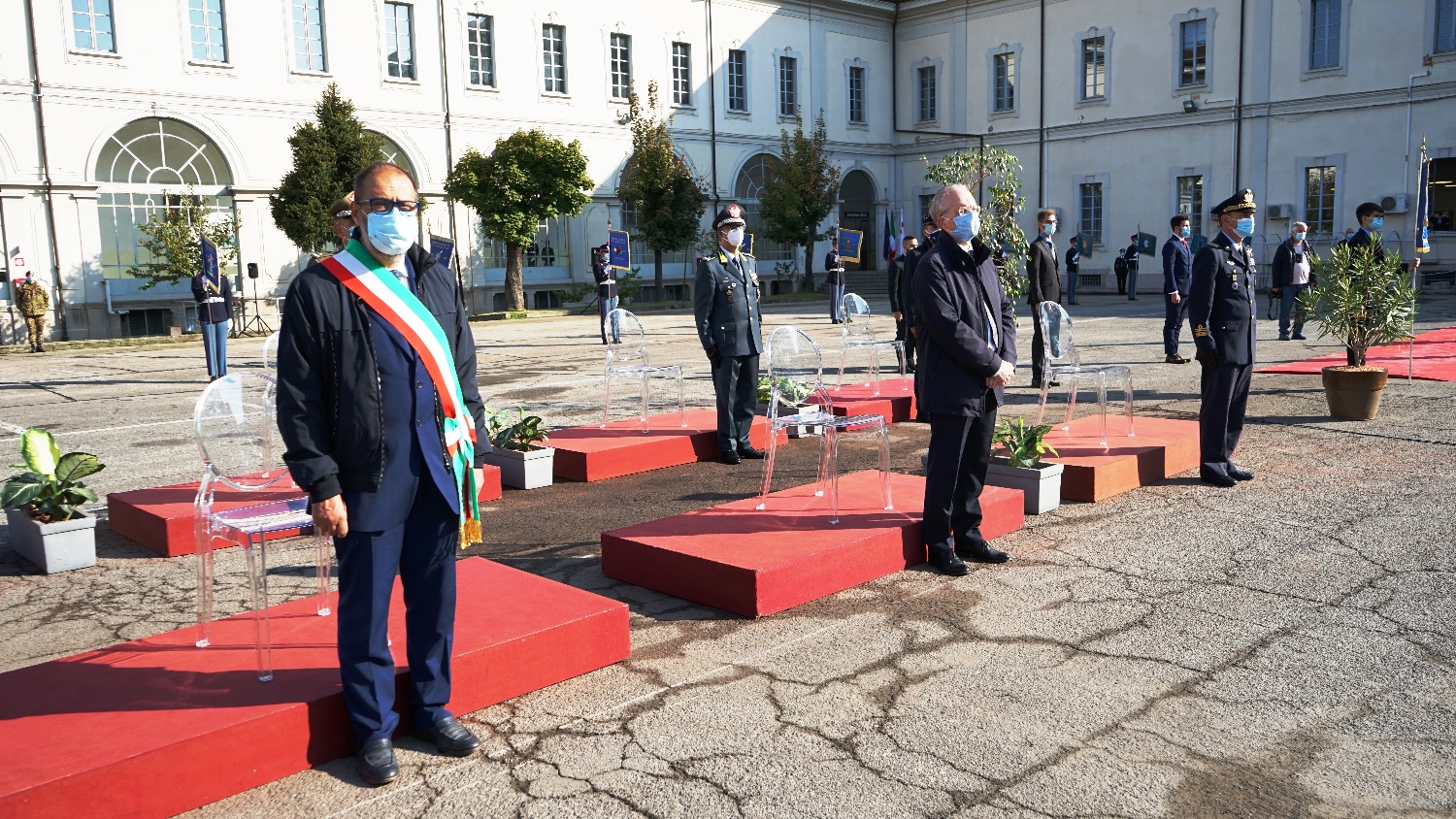 L'ASSESSORE ALLA MOBILITA' DEL COMUNE DI MILANO DOTT. MARCO GRANELLI- IL PREFETTO DI MILANO DOTT. RENATO SACCONE