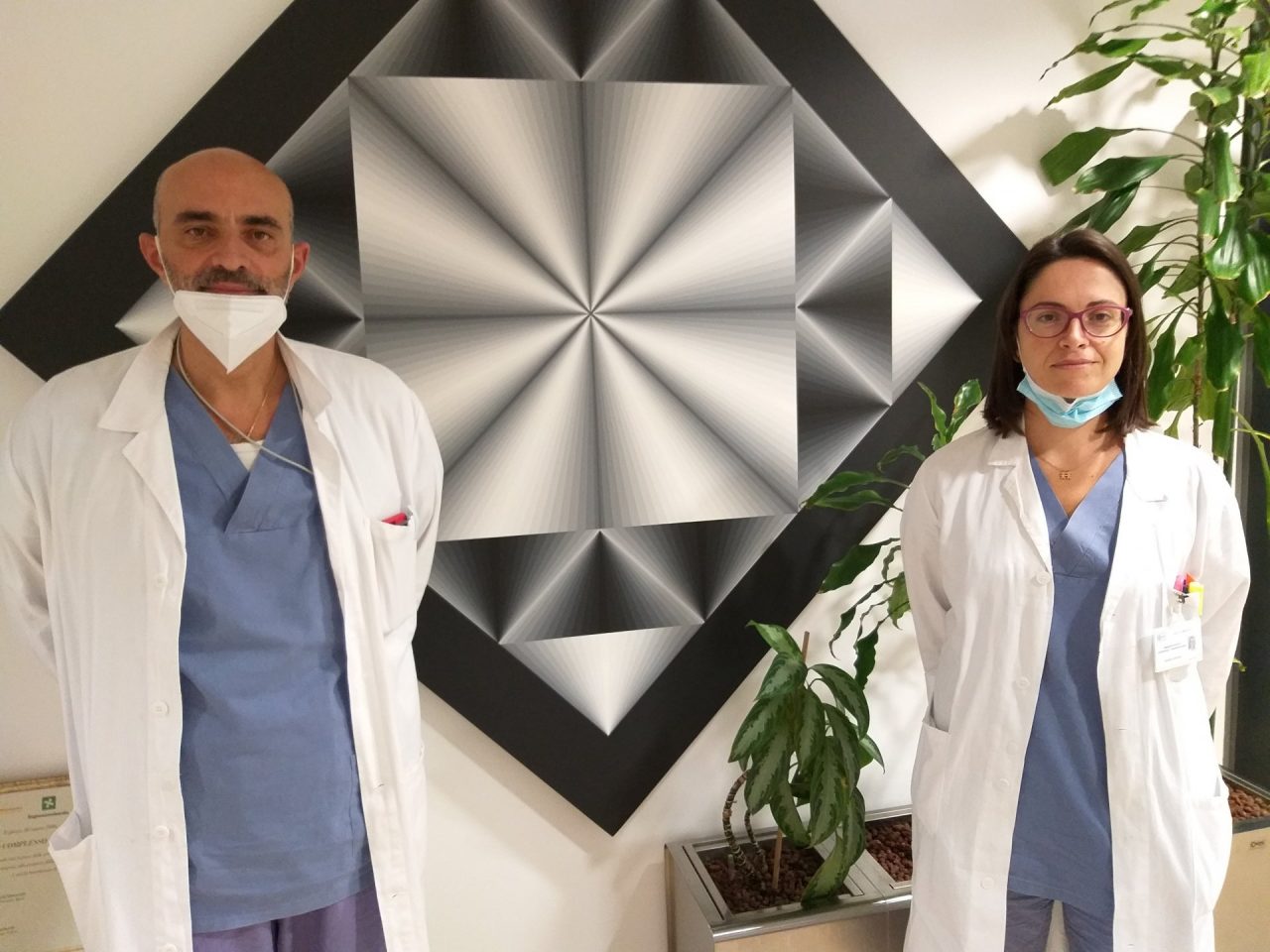 A Vimercate un intervento chirurgico per correggere le gambe a “X”