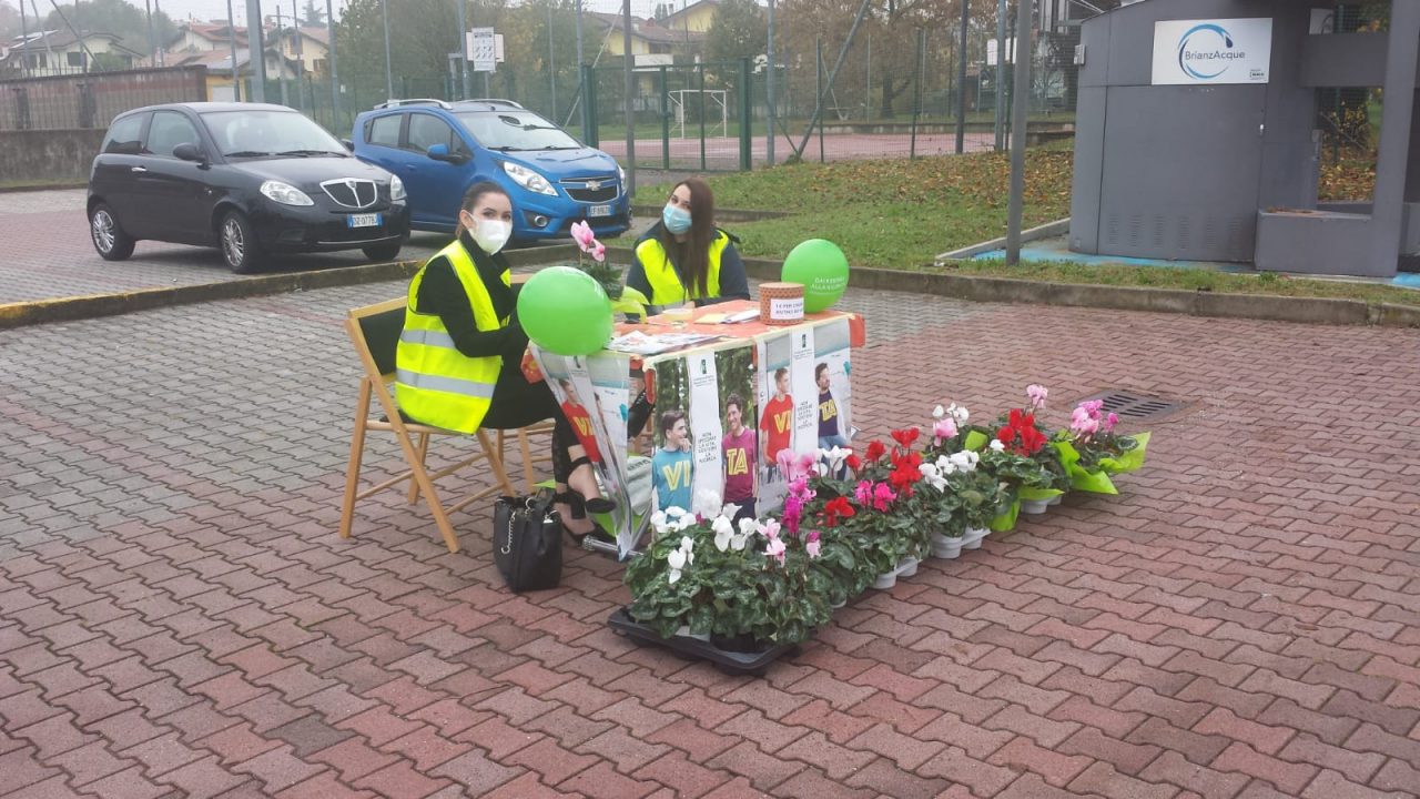 Croce Verde Brianza in piazza a sostegno della ricerca per la fibrosi cistica