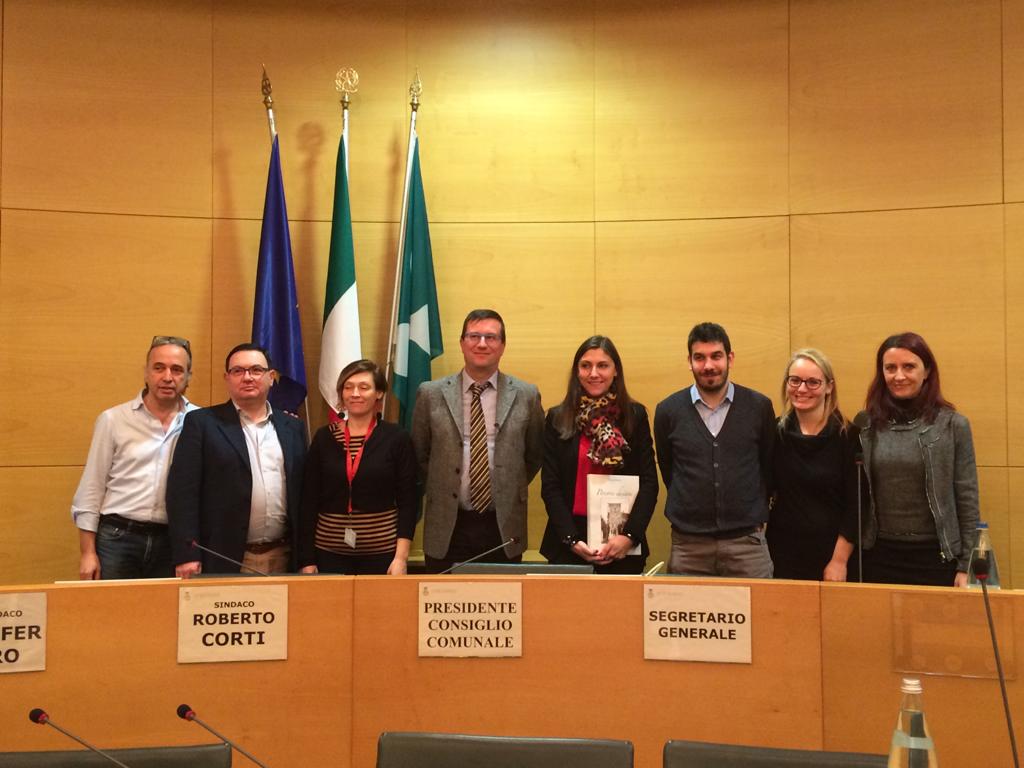 La viceministra all’Istruzione, Anna Ascani, inaugura la palestra