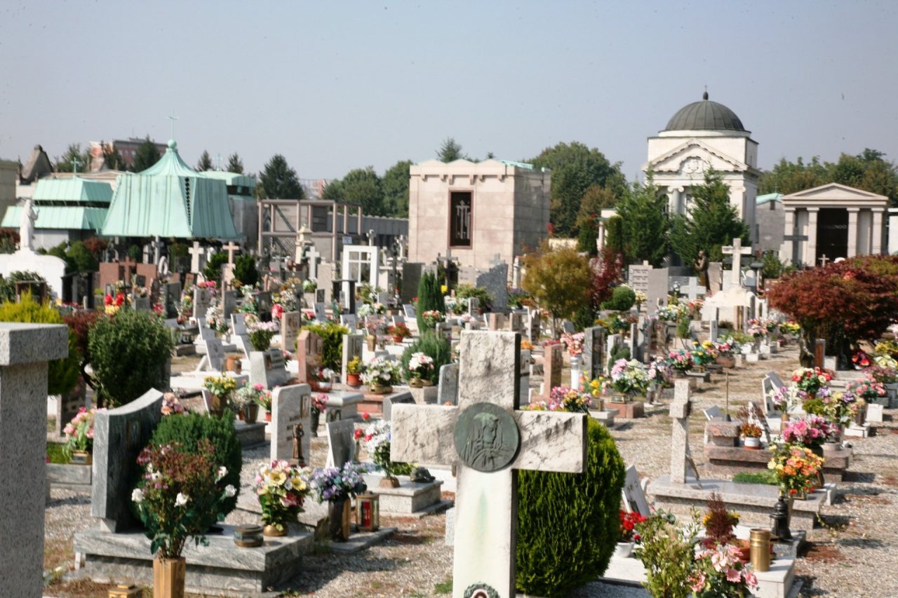 Illuminazioni votive al cimitero vecchio di Desio: al via i lavori di riqualificazione