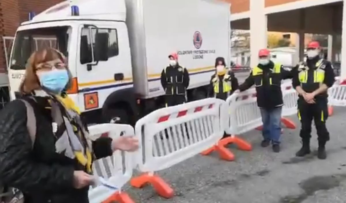 Punto tamponi: il campo allestito dalla Protezione civile