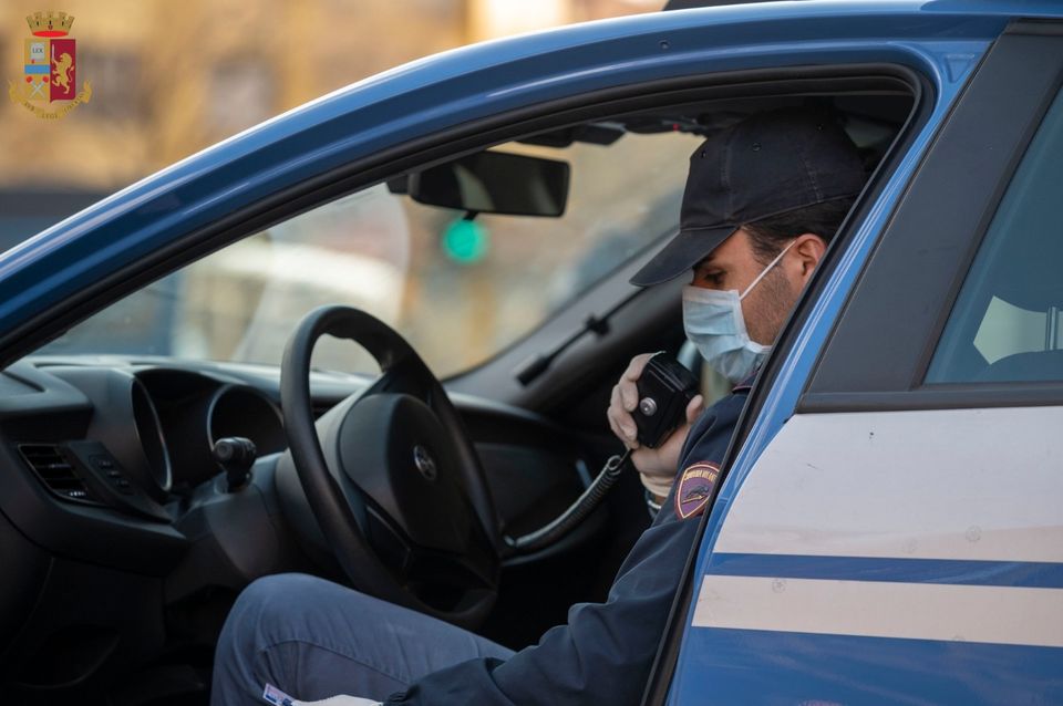 Pizzicati con la droga: due ragazzi nei guai