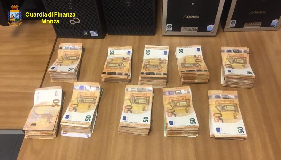 Sequestro di oltre 300mila euro a una nota impresa brianzola: nei guai due soci