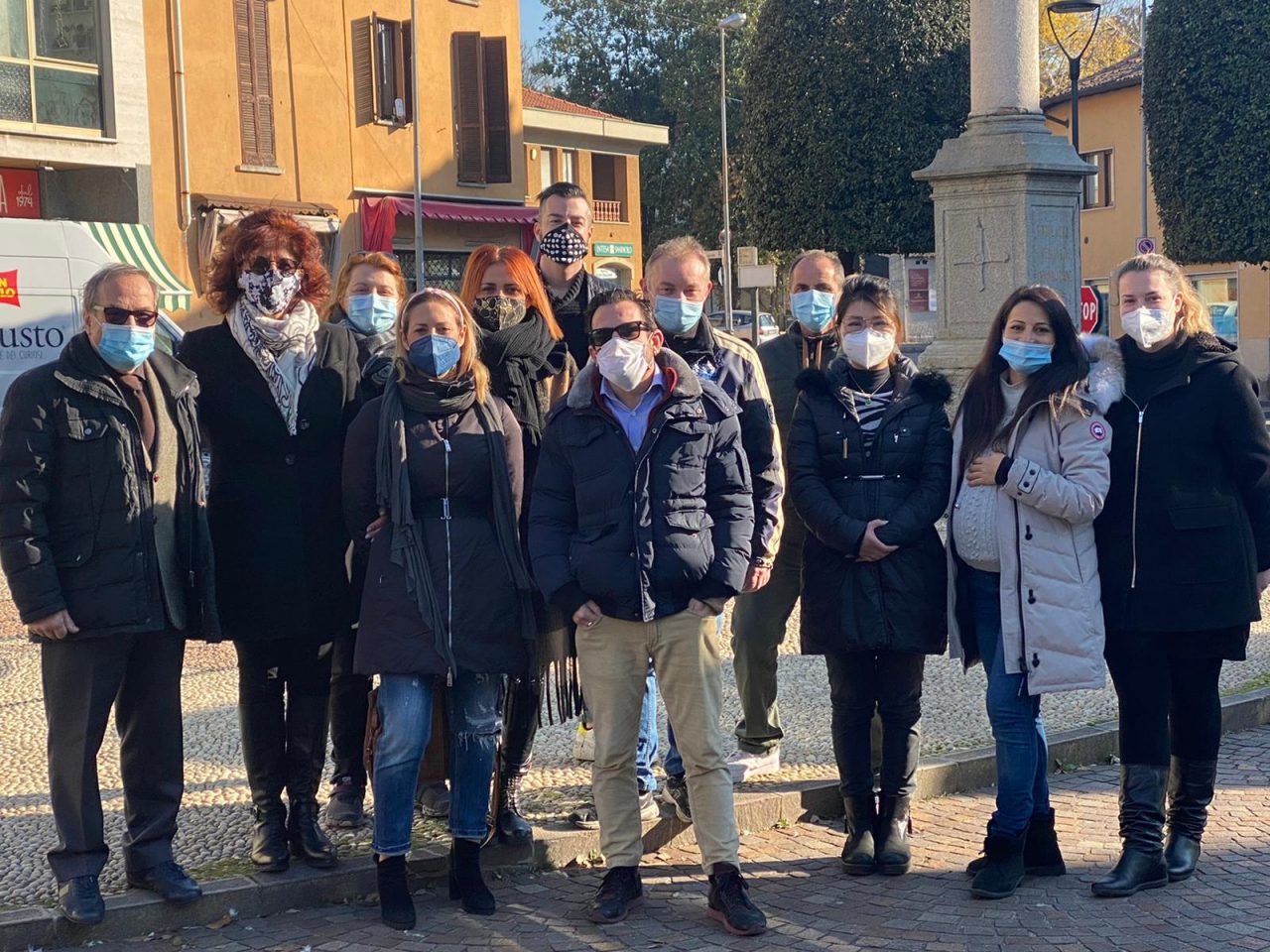 Giussano, l’appello dei commercianti: comprate in città