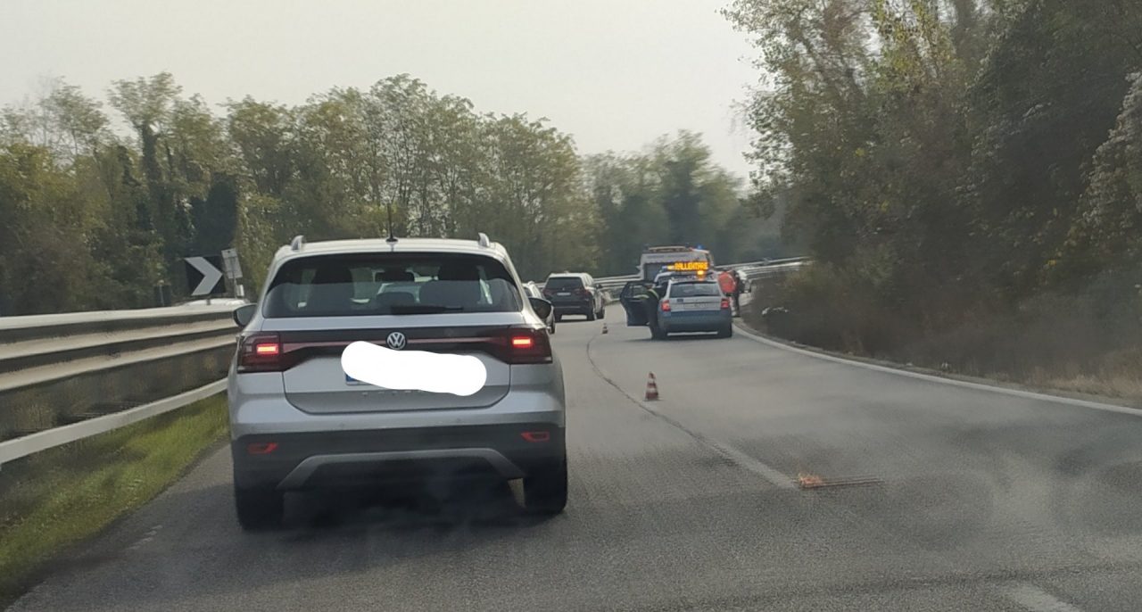 Incidente sulla Valassina: coda verso Milano