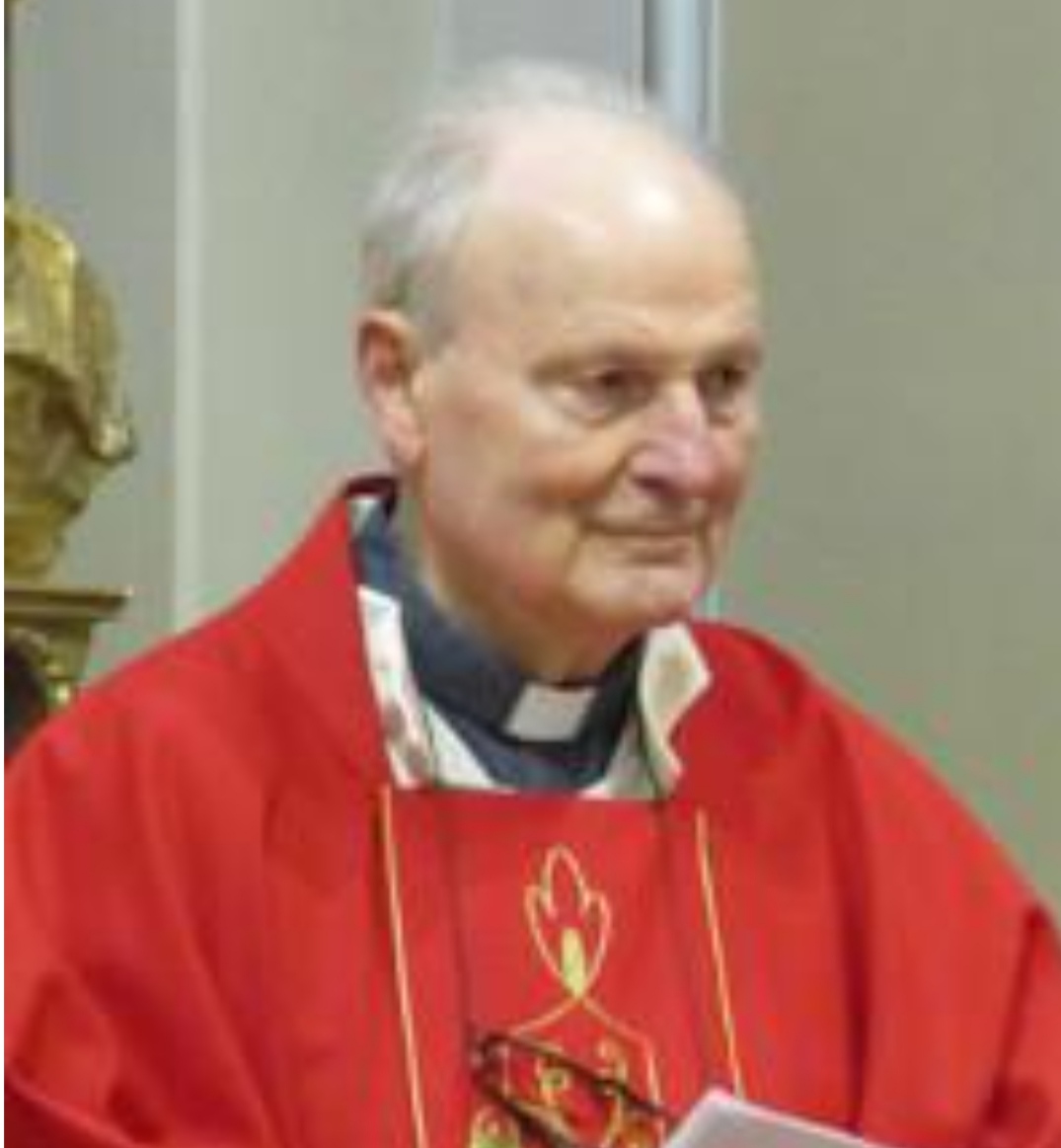 Besana piange monsignor Giuseppe Longhi