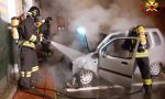 Auto in fiamme, Vigili del fuoco in azione a Cogliate