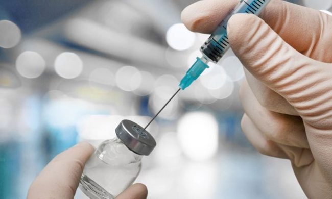 Vaccinazioni anti Covid per gli ultraottantenni: tutto quello che c’è da sapere