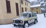 Pericolo caduta rami, chiusa una strada a Carate