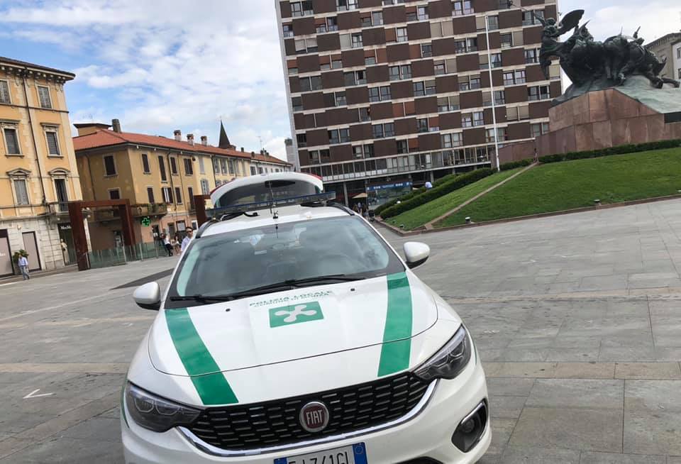 Coppia ruba una bici: beccati, lei subito rimessa in libertà