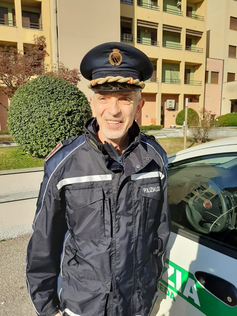 Il comandante della Polizia Locale va in pensione e regala le ferie ai colleghi