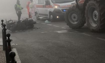 Scontro tra un trattore e una moto a Triuggio: 61enne finisce al Niguarda