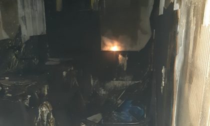 Incendio in una villetta a Usmate: tre persone, tra cui una bimba, in ospedale FOTO