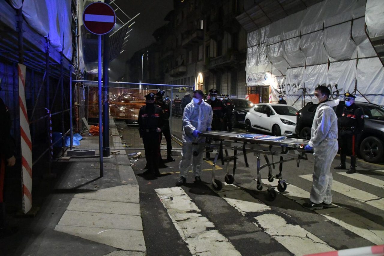 Ginecologo ucciso con una coltellata alla gola durante una rapina