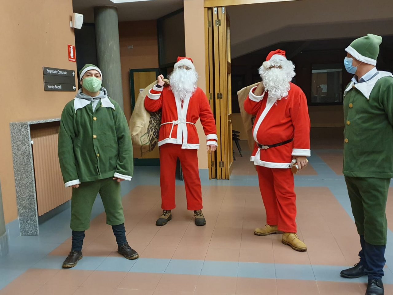 Babbo Natale in visita ai bambini di Correzzana