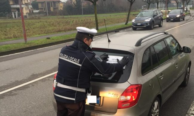 Tre veicoli senza assicurazione sequestrati in un solo pomeriggio