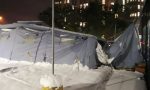 La neve sfonda il tendone del triage all'ospedale di Desio FOTO