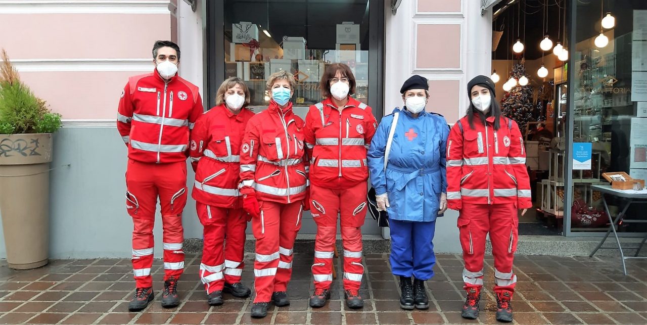 Croce Rossa di Monza e chef Butticè uniti per donare un pranzo speciale agli anziani soli 