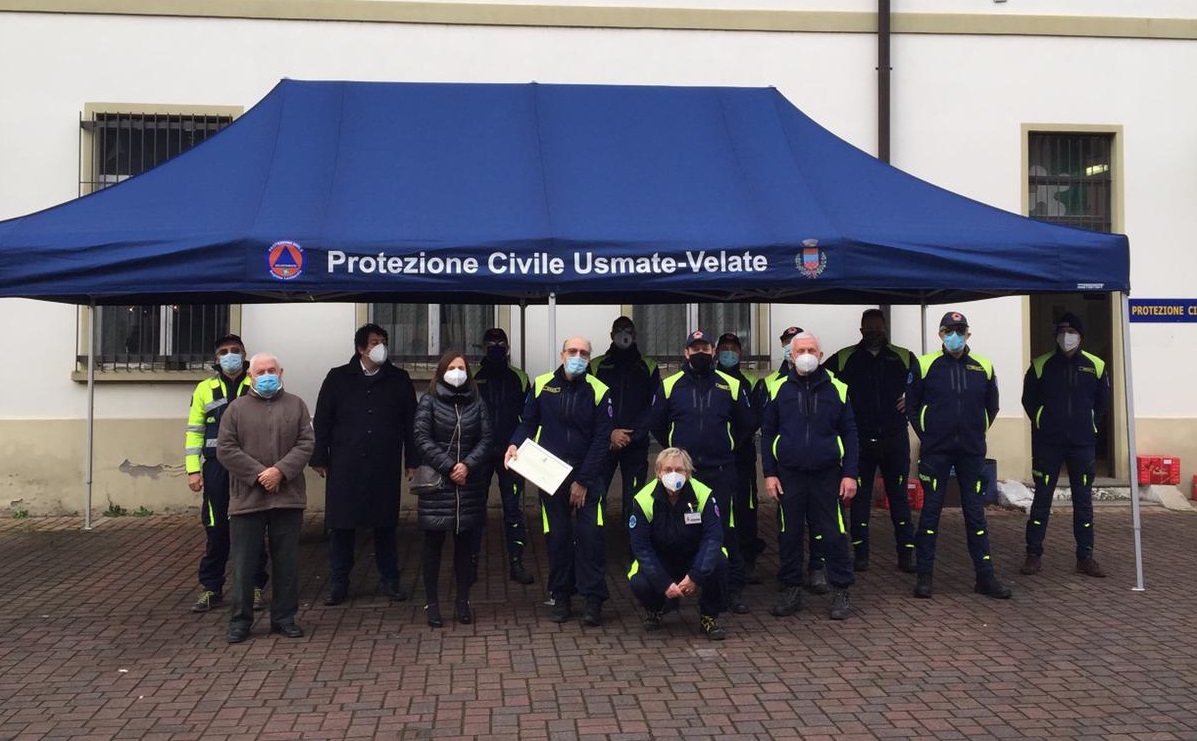 Vaccinazione anti Covid, la Protezione civile di Usmate Velate convocata a Desio