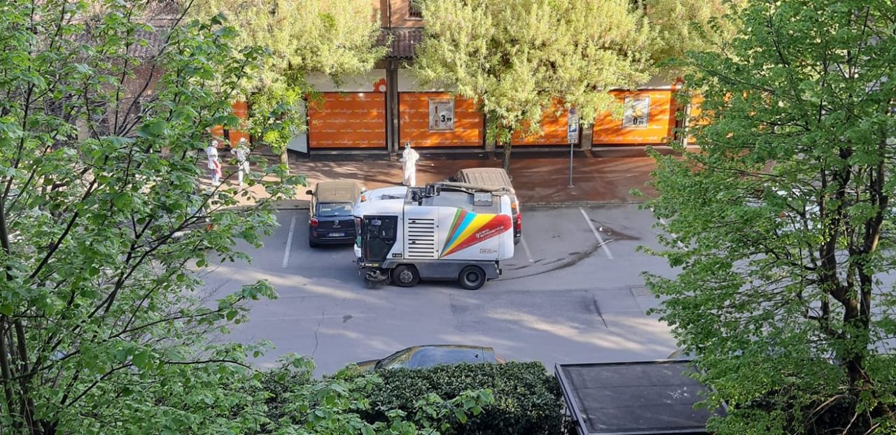 Zona rossa, sospesi divieto di sosta e disco orario