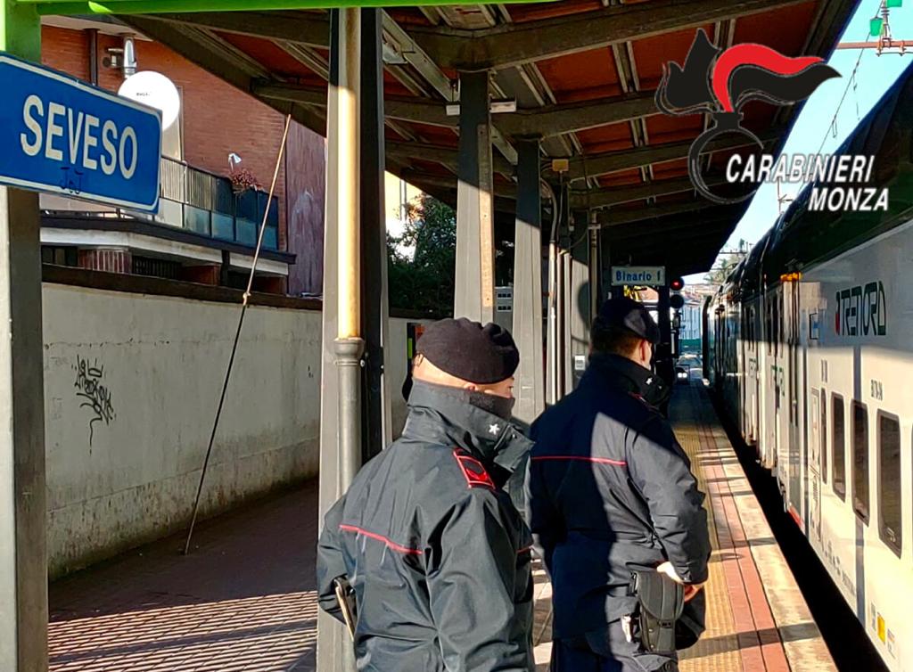 A 17 anni trovato a terra ubriaco alla stazione ferroviaria