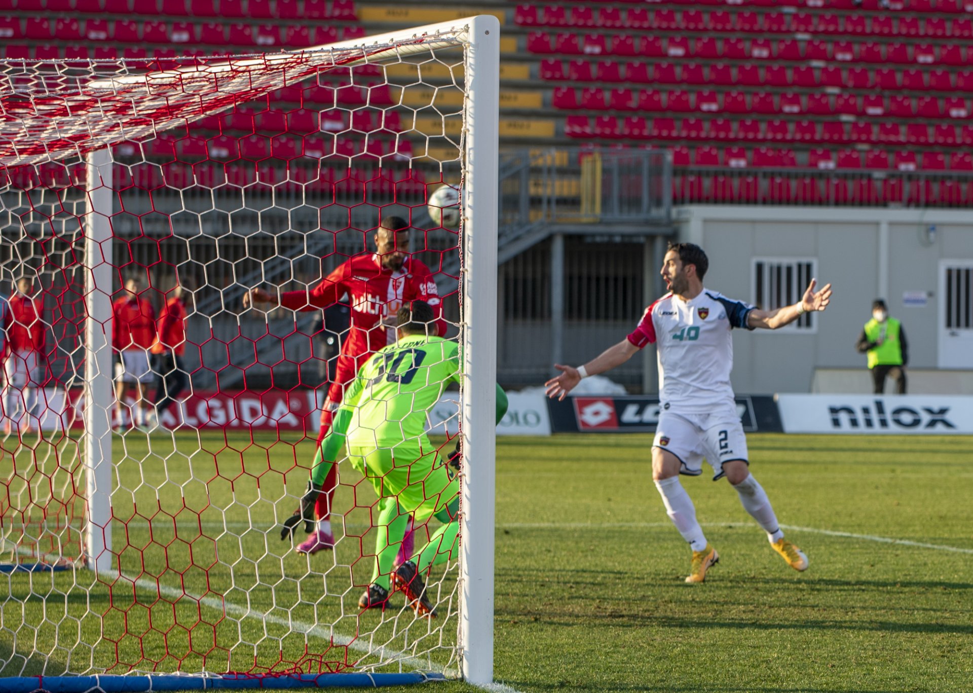 Monza_Cosenza-41 Gol annullato Boateng 1